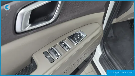 KIA CARNIVAL HEV 9SEATER NOBLESS