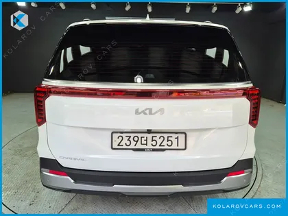 KIA CARNIVAL DIESEL 9-SEATER SIGNATURE