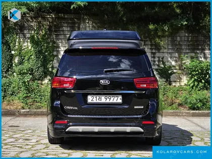 KIA CARNIVAL 9-SEATER HI-LIMOUSINE