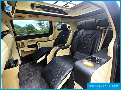 KIA CARNIVAL 9-SEATER HI-LIMOUSINE