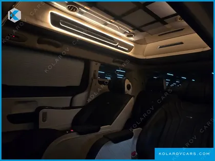 KIA CARNIVAL 9-SEATER HI-LIMOUSINE