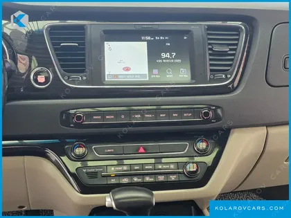 KIA CARNIVAL 9-SEATER PRSTIGE