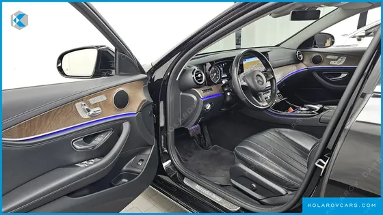 MERCEDES E-CLASS E220D 4MATIC EXCLUSIVE