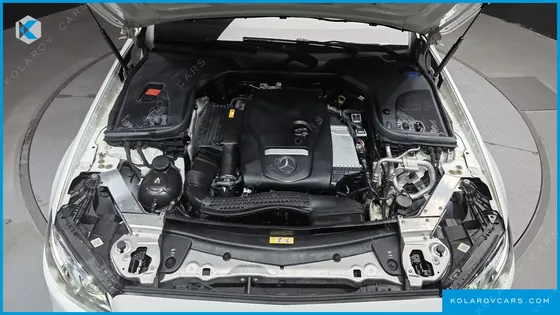 MERCEDES E-CLASS E300 AMG LINE