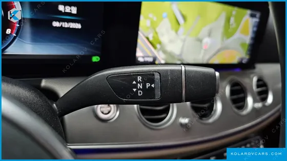 MERCEDES E-CLASS E300 AMG LINE