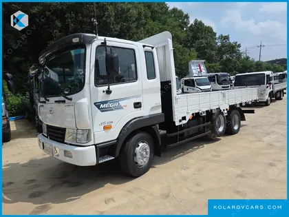 HYUNDAI MEGA TRUCK GOLD