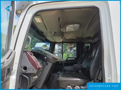 HYUNDAI MEGA TRUCK GOLD