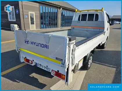 HYUNDAI PORTER II SUPER CABIN LPG
