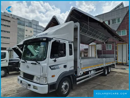 HYUNDAI MEGA TRUCK GOLD