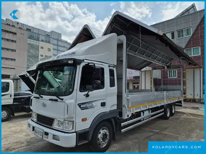 HYUNDAI MEGA TRUCK GOLD