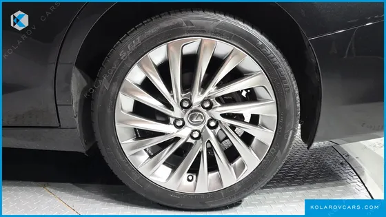 LEXUS ES EXECUTIVE