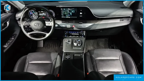 HYUNDAI GRANDEUR PREMIUM