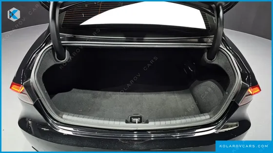 HYUNDAI GRANDEUR PREMIUM