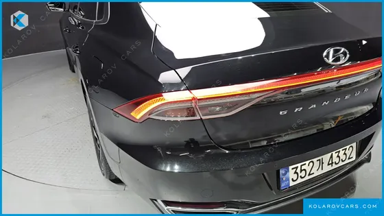 HYUNDAI GRANDEUR PREMIUM