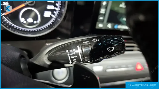 HYUNDAI GRANDEUR PREMIUM