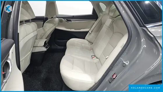 HYUNDAI GRANDEUR LE BLANC