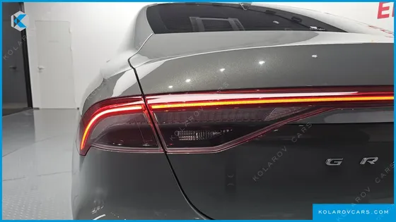 HYUNDAI GRANDEUR LE BLANC