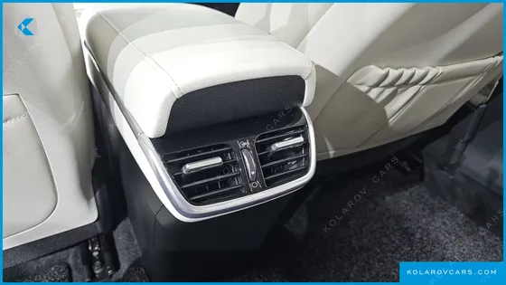 HYUNDAI GRANDEUR LE BLANC