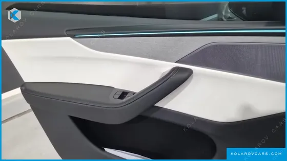 TESLA MODEL Y PREMIUM LONG RANGE AWD