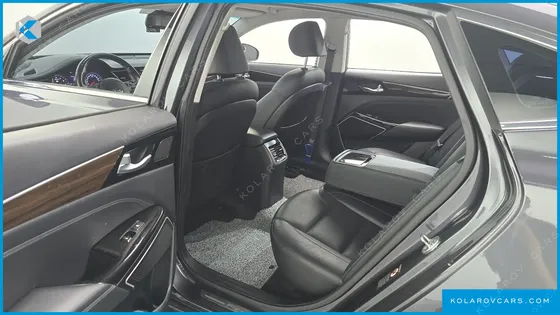 KIA K7 3.0 LPI LUXURY (RENTAL CAR)