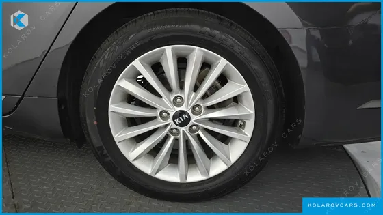 KIA K7 3.0 LPI LUXURY (RENTAL CAR)