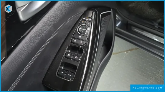 KIA K7 3.0 LPI LUXURY (RENTAL CAR)