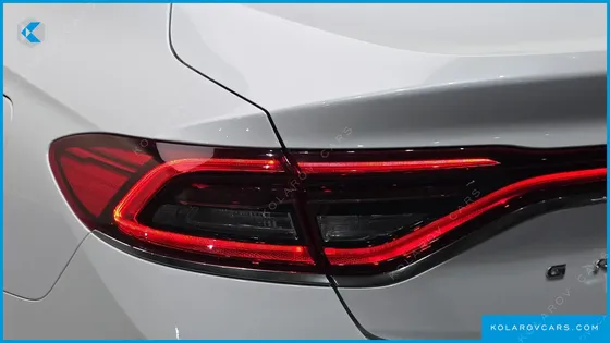 HYUNDAI GRANDEUR 2.2 DIESEL PREMIUM
