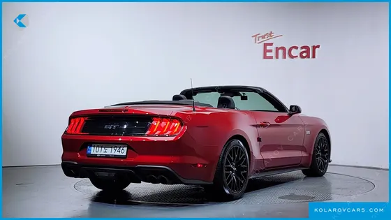 FORD MUSTANG GT CONVERTIBLE