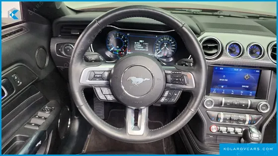 FORD MUSTANG GT CONVERTIBLE