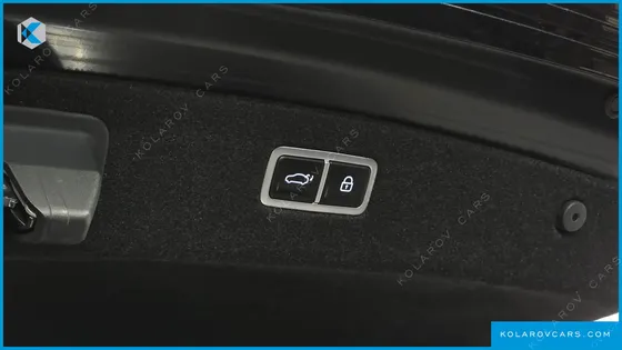 GENESIS G90 GASOLINE 3.5 TURBO E-S/C AWD LWB