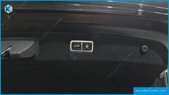 GENESIS G90 GASOLINE 3.5 TURBO 2WD