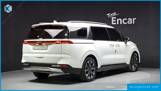 KIA CARNIVAL DIESEL 9-SEATER SIGNATURE