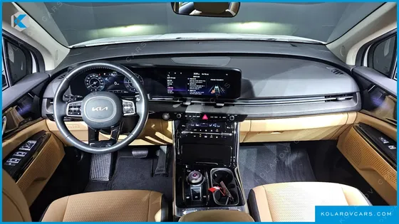 KIA CARNIVAL DIESEL 9-SEATER SIGNATURE