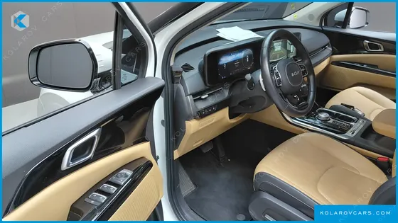 KIA CARNIVAL DIESEL 9-SEATER NOBLESSE