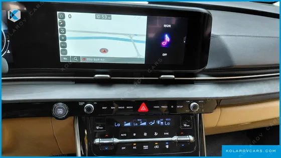 KIA CARNIVAL DIESEL 9-SEATER NOBLESSE