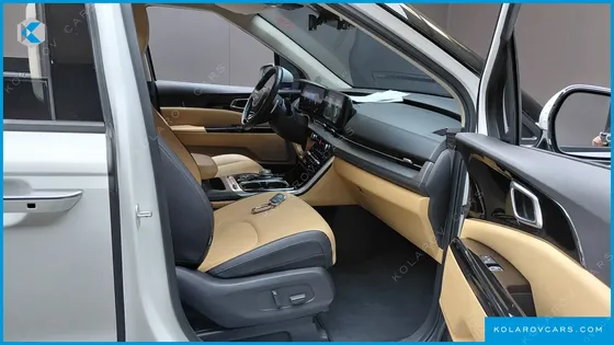 KIA CARNIVAL DIESEL 9-SEATER NOBLESSE