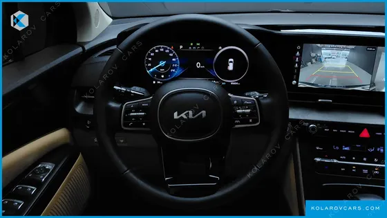 KIA CARNIVAL DIESEL 9-SEATER PRESTIGE
