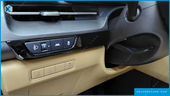 KIA CARNIVAL DIESEL 9-SEATER PRESTIGE