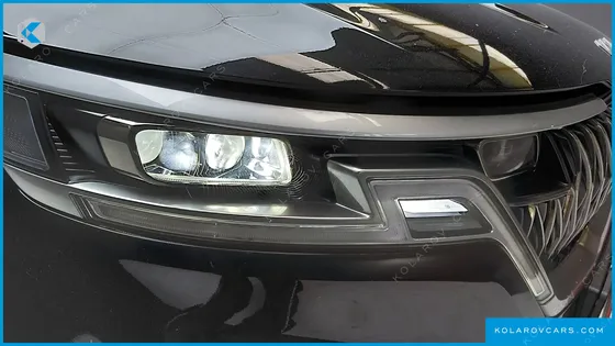 KIA CARNIVAL DIESEL 9-SEATER PRESTIGE