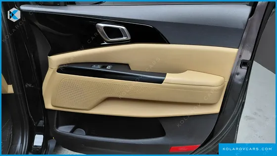 KIA CARNIVAL DIESEL 9-SEATER PRESTIGE
