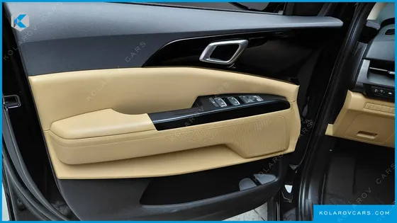 KIA CARNIVAL DIESEL 9-SEATER PRESTIGE