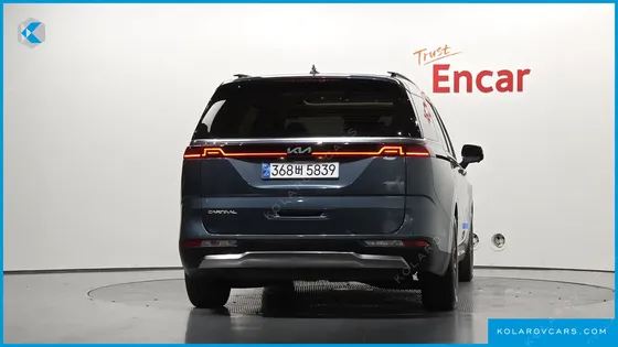 KIA CARNIVAL DIESEL 7-SEATER SIGNATURE