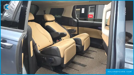 KIA CARNIVAL DIESEL 7-SEATER SIGNATURE