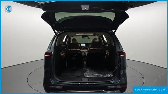 KIA CARNIVAL DIESEL 7-SEATER SIGNATURE
