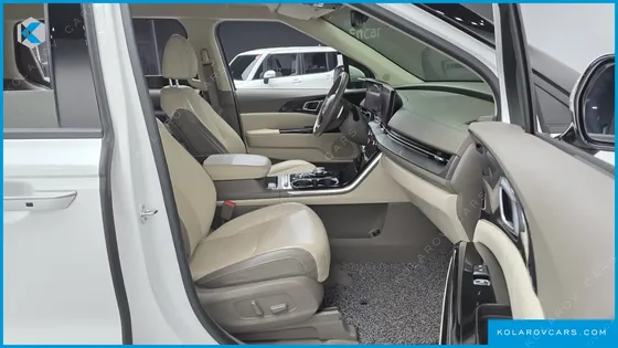 KIA CARNIVAL DIESEL 7-SEATER SIGNATURE