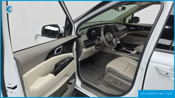 KIA CARNIVAL DIESEL 7-SEATER SIGNATURE