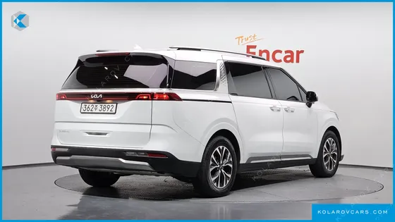 KIA CARNIVAL 9-SEATER NOBLESSE