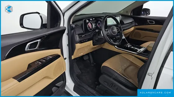 KIA CARNIVAL 9-SEATER NOBLESSE
