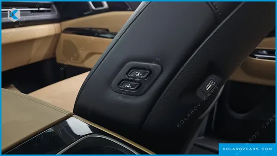 KIA CARNIVAL 9-SEATER NOBLESSE