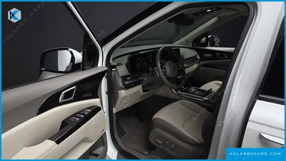 KIA CARNIVAL GASOLINE 7-SEATER HI-LIMOUSINE